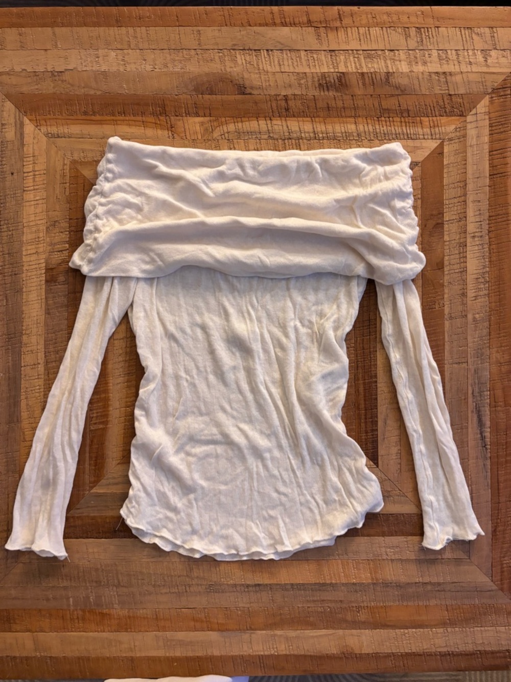 Zara Off-Shoulder Long Sleeve Women's Top in Cream/ white